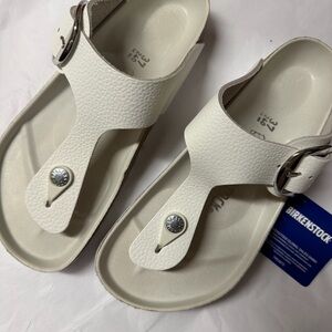 Birkenstock Gizeh Big Buckle White size 37 EU 6.5 US